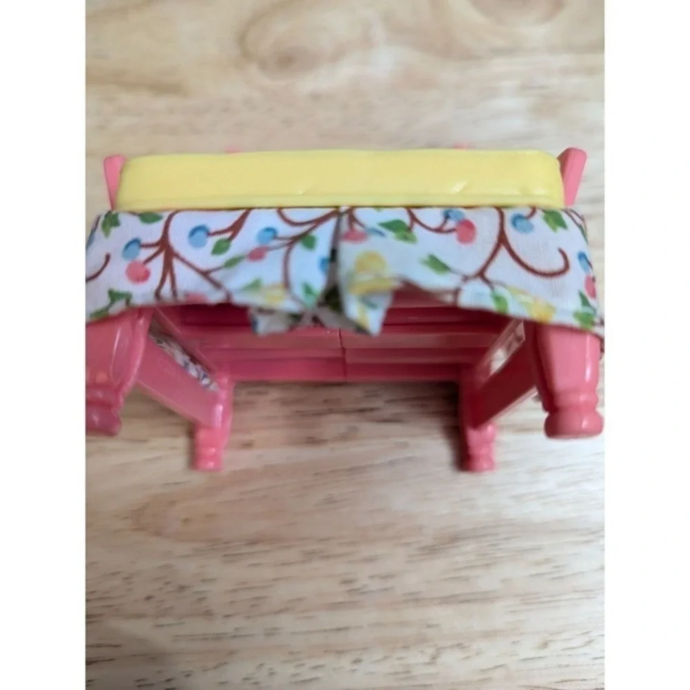 Fisher Price Loving Dollhouse pink yellow chair‎ plastic fabric replacement 3 in